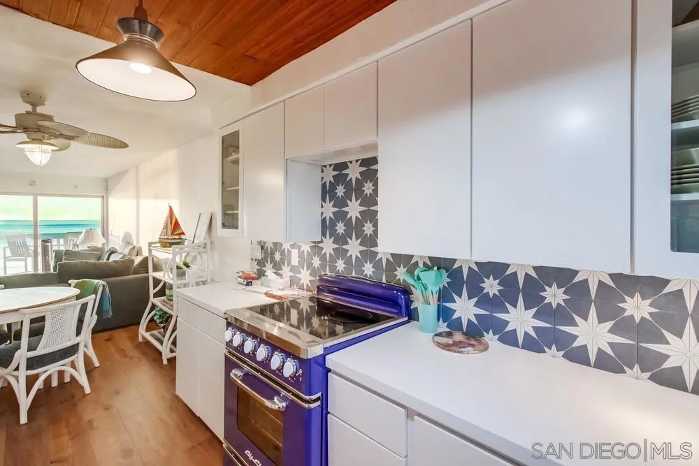 1514 Seacoast Imperial Beach, CA 91932