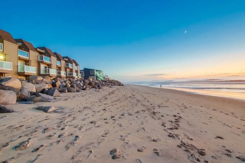 1514 Seacoast Imperial Beach, CA 91932