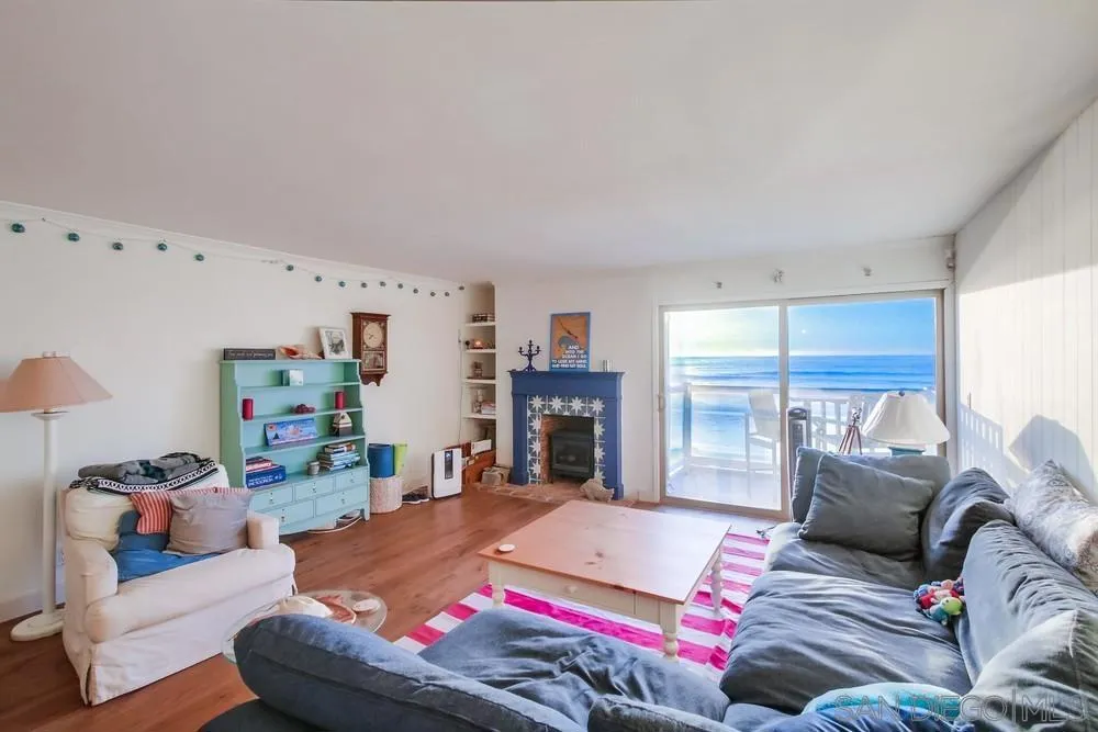 1514 Seacoast Imperial Beach, CA 91932