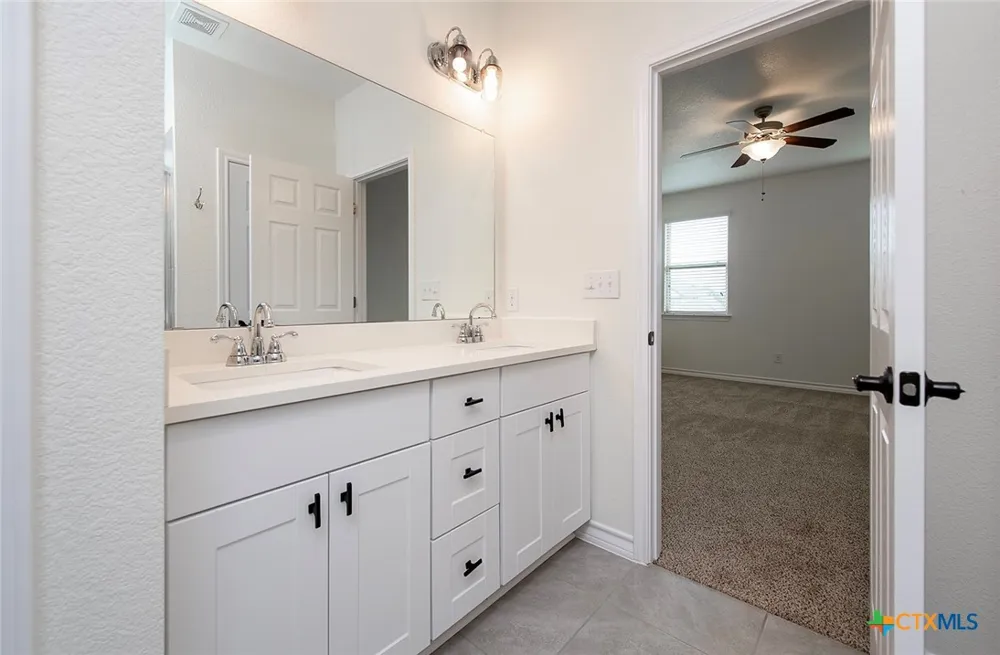 1209 Natchez Trail Leander, TX 78641