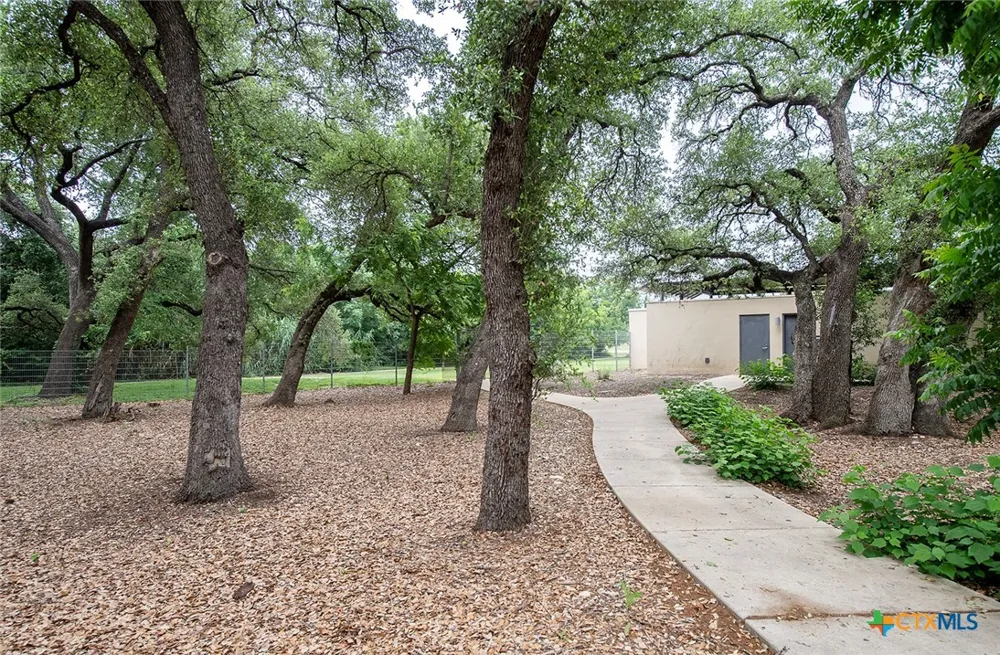 1209 Natchez Trail Leander, TX 78641