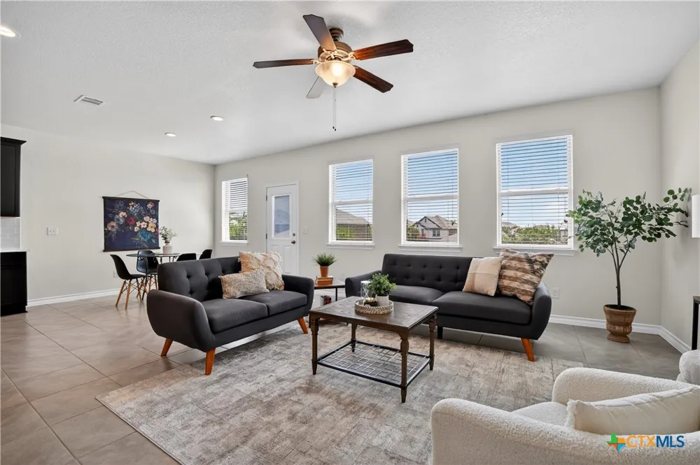 1209 Natchez Trail Leander, TX 78641