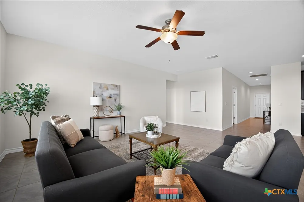 1209 Natchez Trail Leander, TX 78641