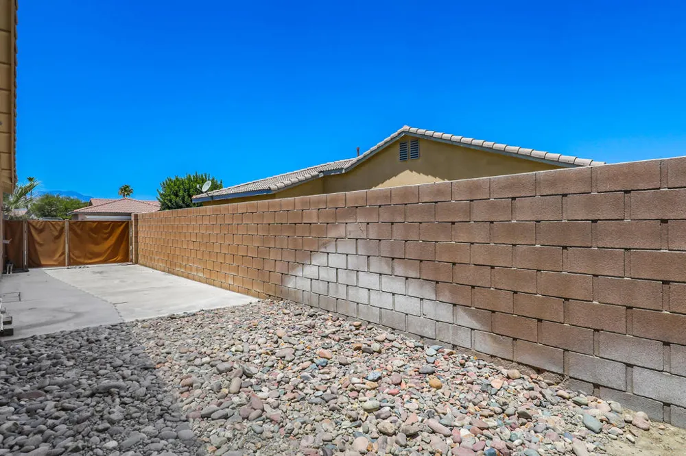 47820 Calle Zafiro Indio, CA 92201