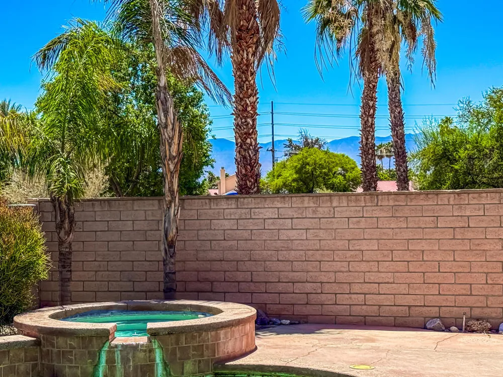 47820 Calle Zafiro Indio, CA 92201