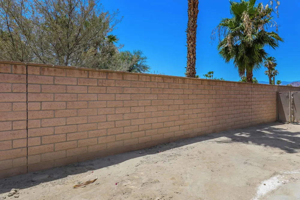 47820 Calle Zafiro Indio, CA 92201