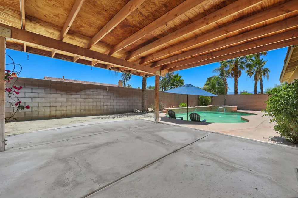 47820 Calle Zafiro Indio, CA 92201