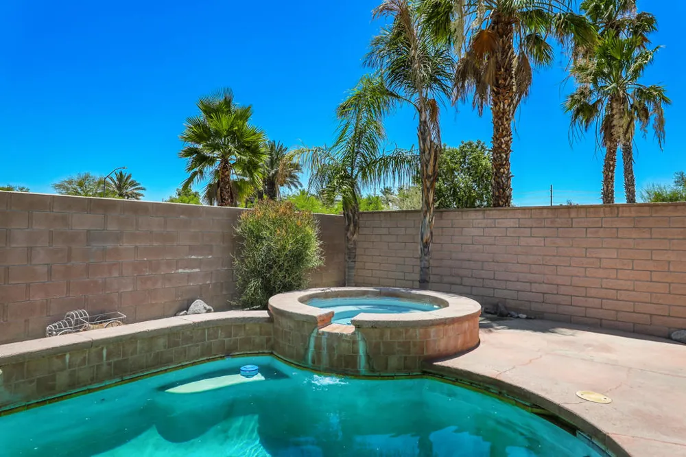 47820 Calle Zafiro Indio, CA 92201