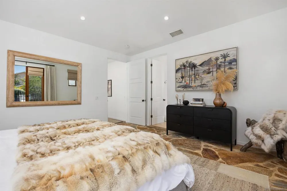 227 Neptune Ave Encinitas, CA 92024