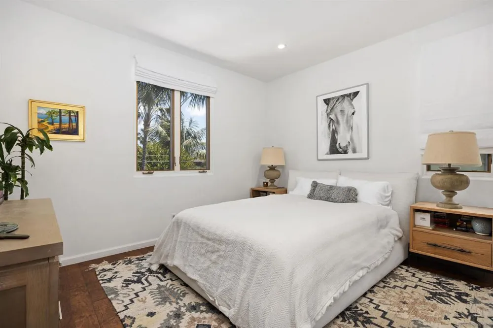 227 Neptune Ave Encinitas, CA 92024
