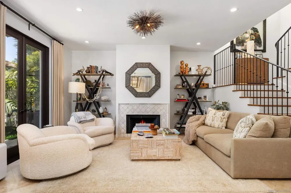 227 Neptune Ave Encinitas, CA 92024