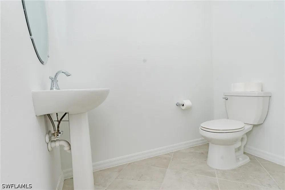 WHITE PEARL ROAD Punta Gorda, FL 33982