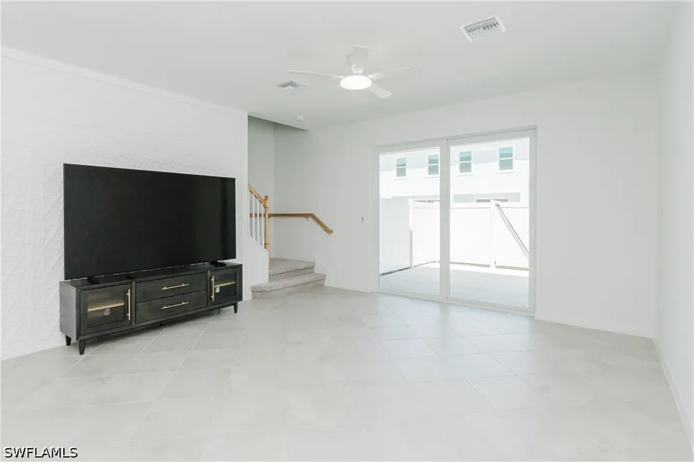 WHITE PEARL ROAD Punta Gorda, FL 33982