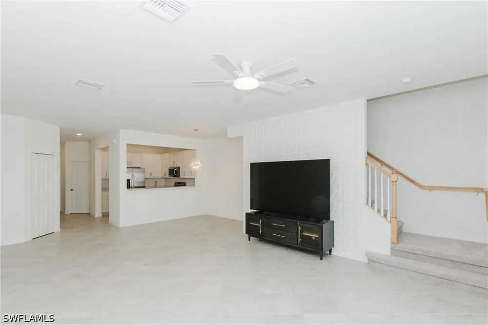 WHITE PEARL ROAD Punta Gorda, FL 33982