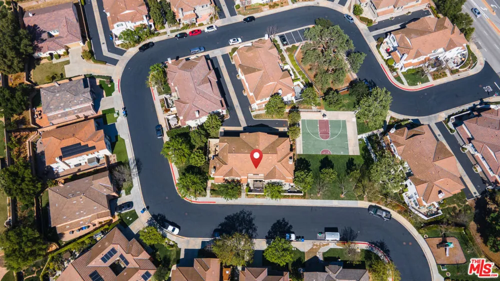 1572 Silver Shadow Drive Newbury Park, CA 91320