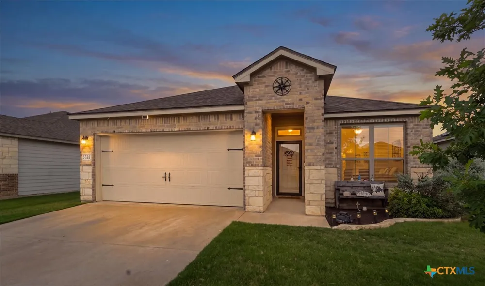 1324 Lakeway Crossing Drive Temple, TX 76502
