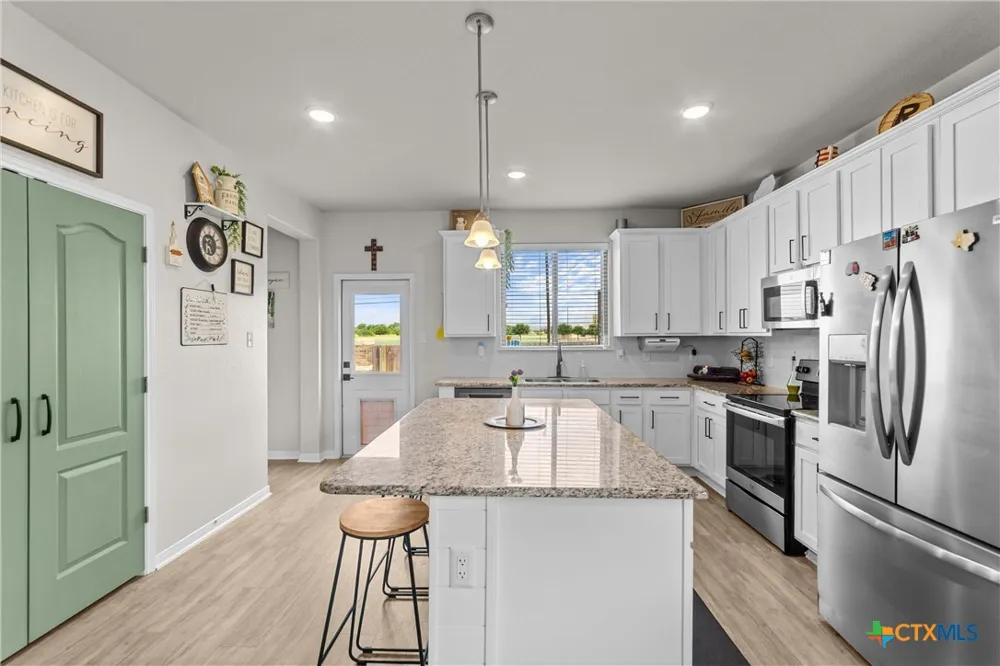 1324 Lakeway Crossing Drive Temple, TX 76502