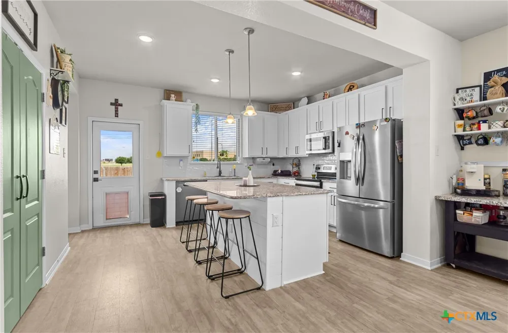 1324 Lakeway Crossing Drive Temple, TX 76502