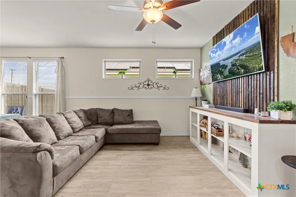 1324 Lakeway Crossing Drive Temple, TX 76502