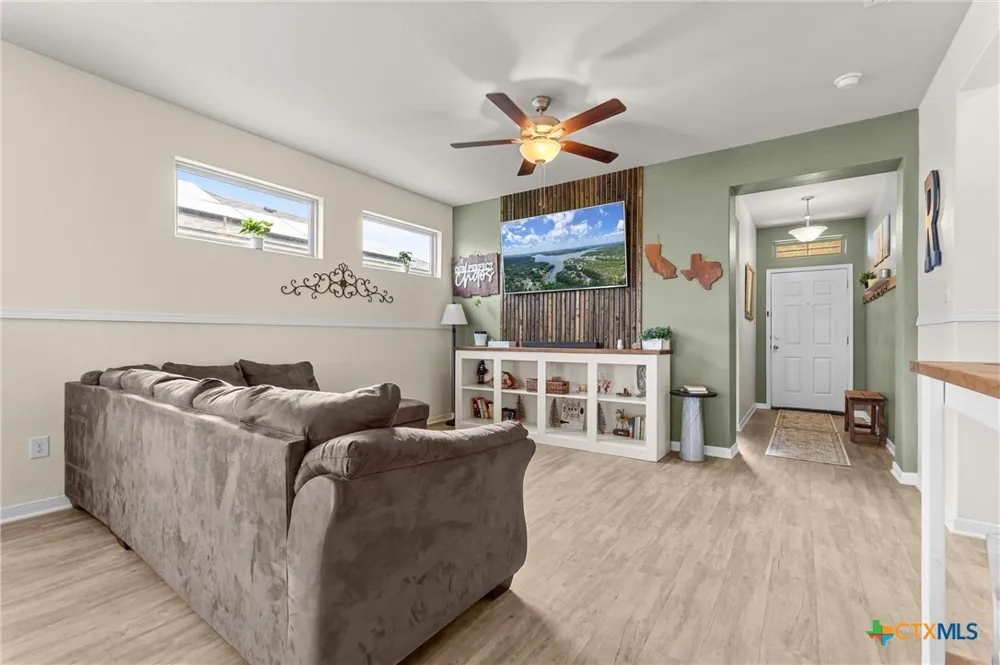 1324 Lakeway Crossing Drive Temple, TX 76502