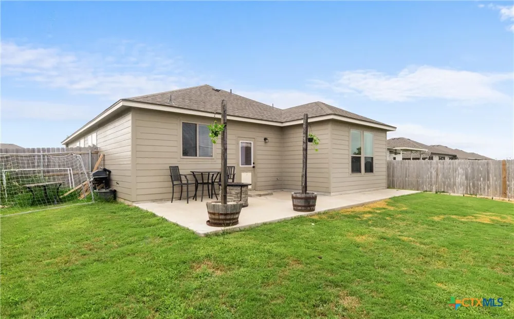 1324 Lakeway Crossing Drive Temple, TX 76502