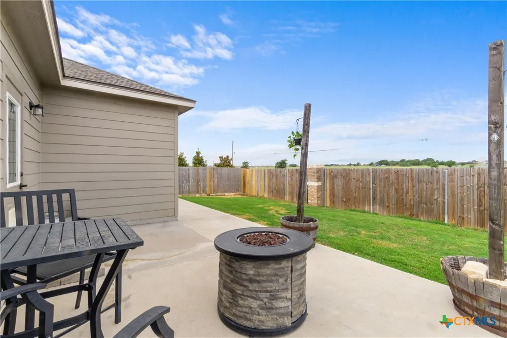 1324 Lakeway Crossing Drive Temple, TX 76502