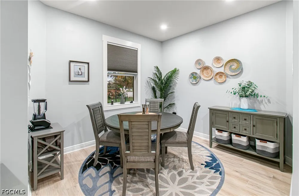 Camarelle Circle Fort Myers, FL 33913