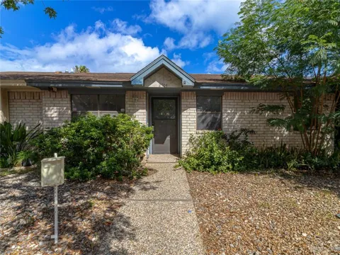 2704 Ashley Court