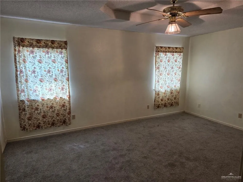 2704 Ashley Court Pharr, TX 78577