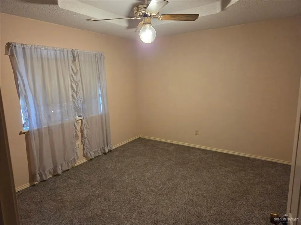 2704 Ashley Court Pharr, TX 78577