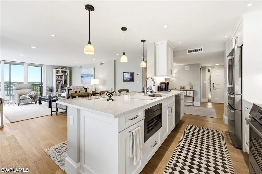 Gulf Shore Drive #161 Naples, FL 34108
