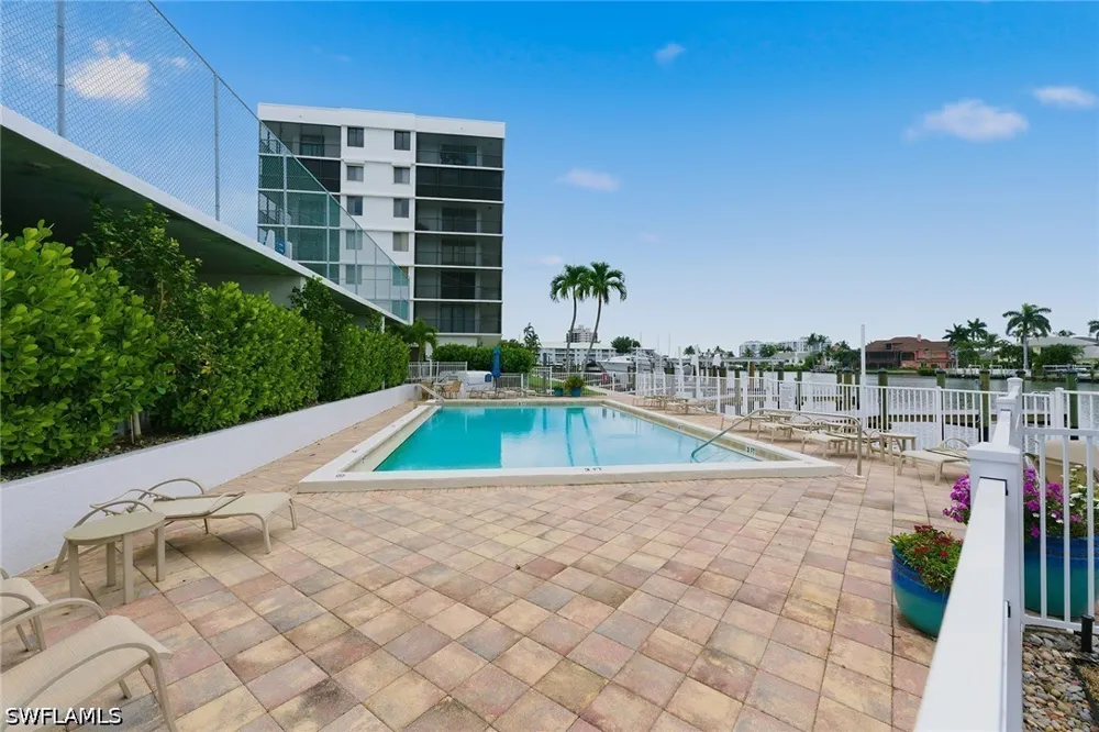 Gulf Shore Drive #161 Naples, FL 34108