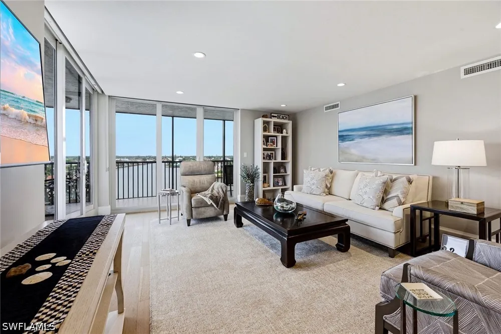 Gulf Shore Drive #161 Naples, FL 34108