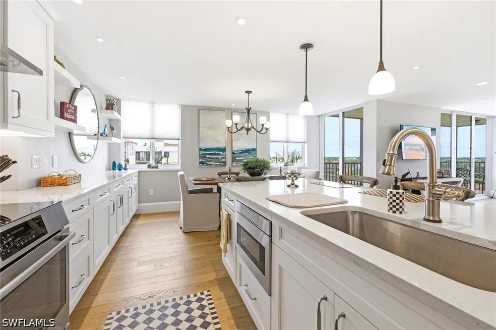 Gulf Shore Drive #161 Naples, FL 34108