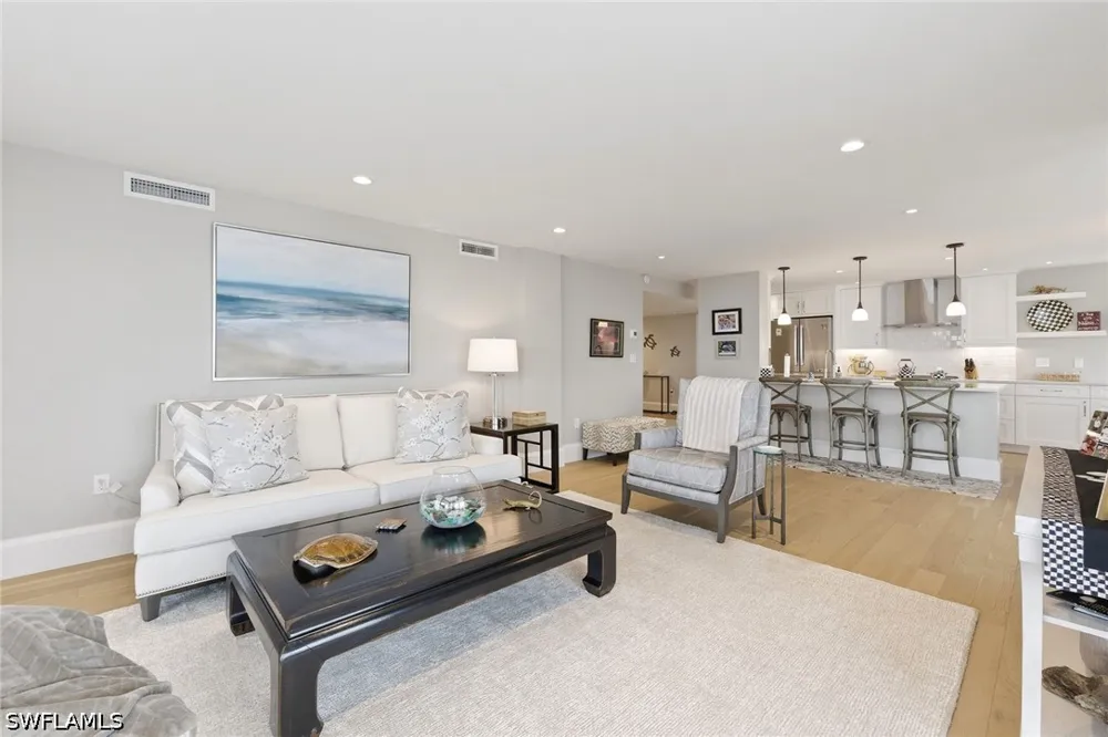 Gulf Shore Drive #161 Naples, FL 34108