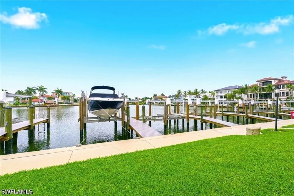 Gulf Shore Drive #161 Naples, FL 34108