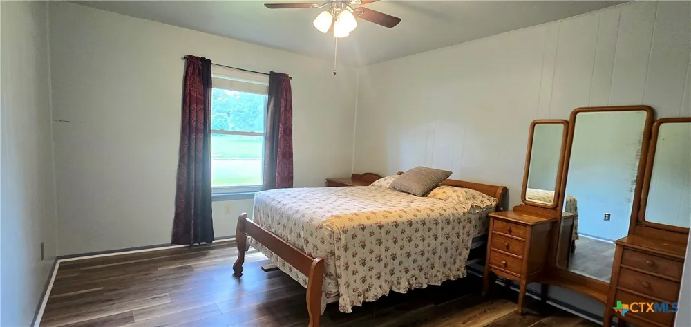 110 Live Oak Street Gonzales, TX 78629