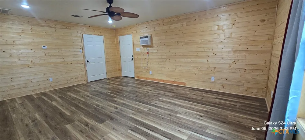110 Live Oak Street Gonzales, TX 78629