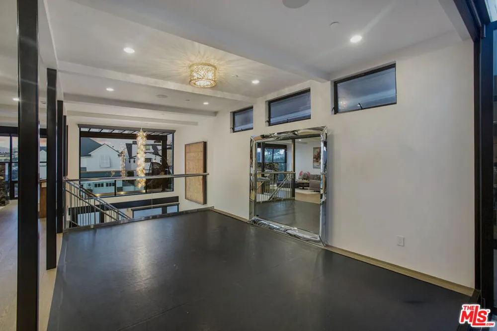 2105 E Balboa Boulevard Newport Beach, CA 92661