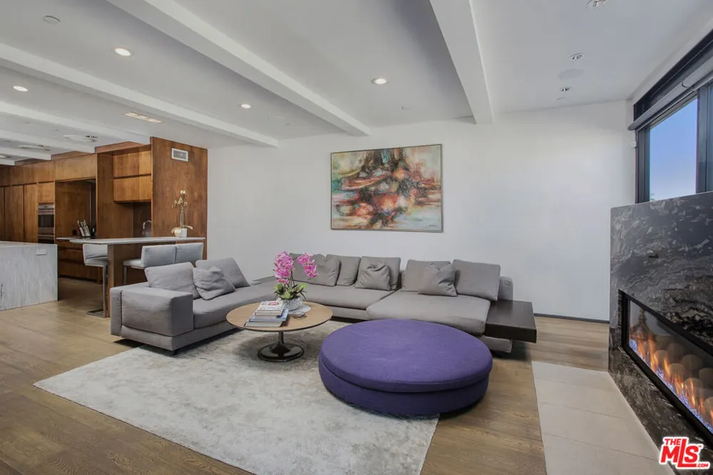 2105 E Balboa Boulevard Newport Beach, CA 92661