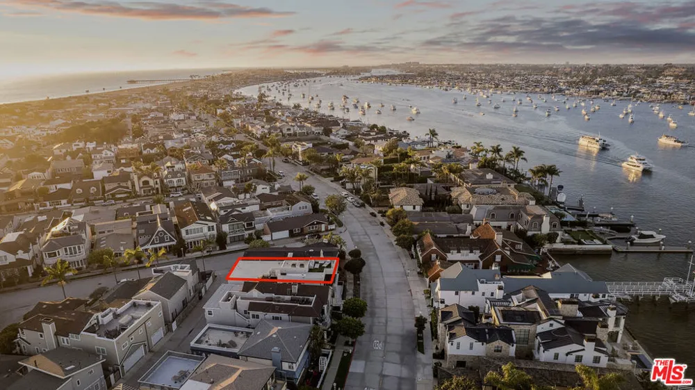 2105 E Balboa Boulevard Newport Beach, CA 92661