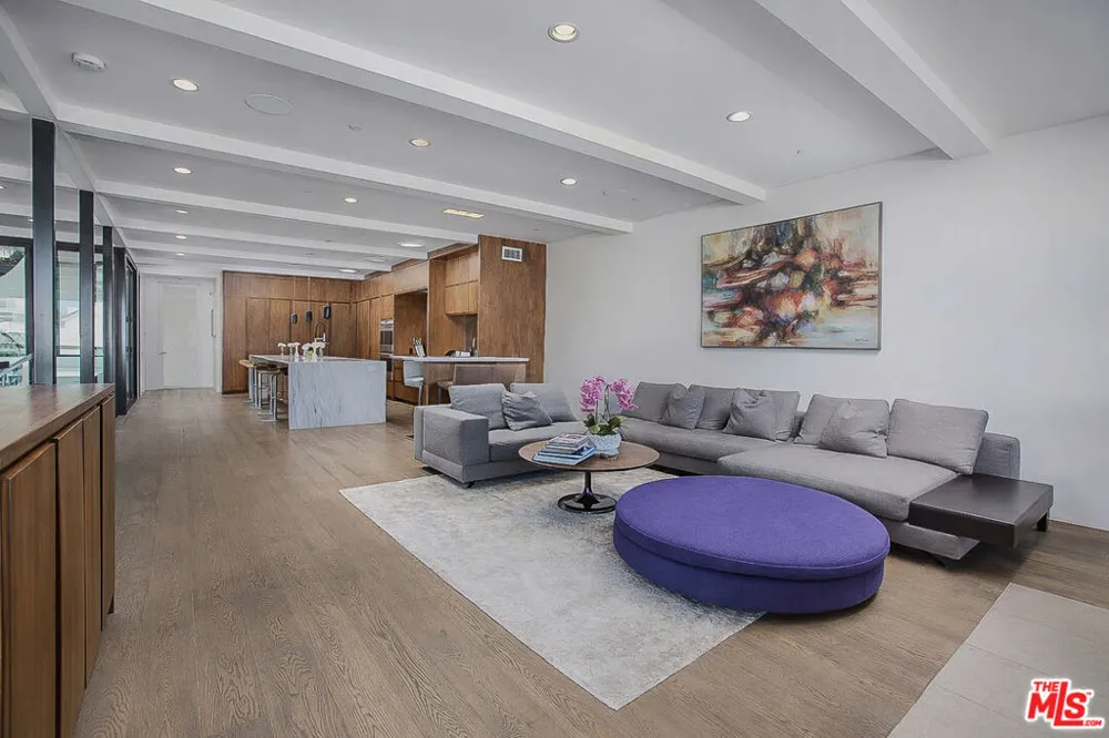 2105 E Balboa Boulevard Newport Beach, CA 92661