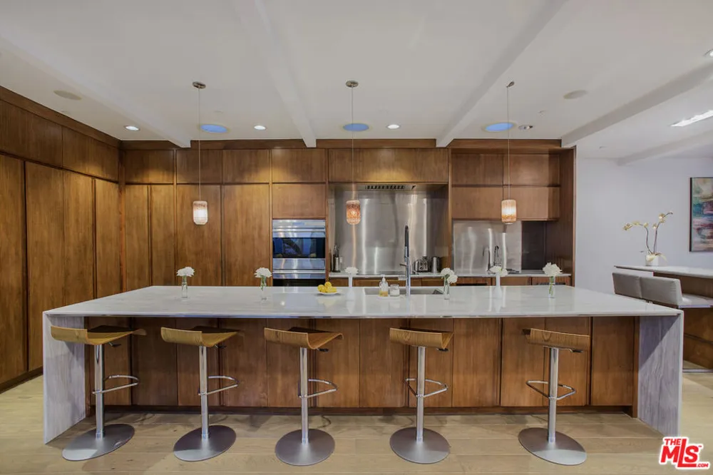 2105 E Balboa Boulevard Newport Beach, CA 92661