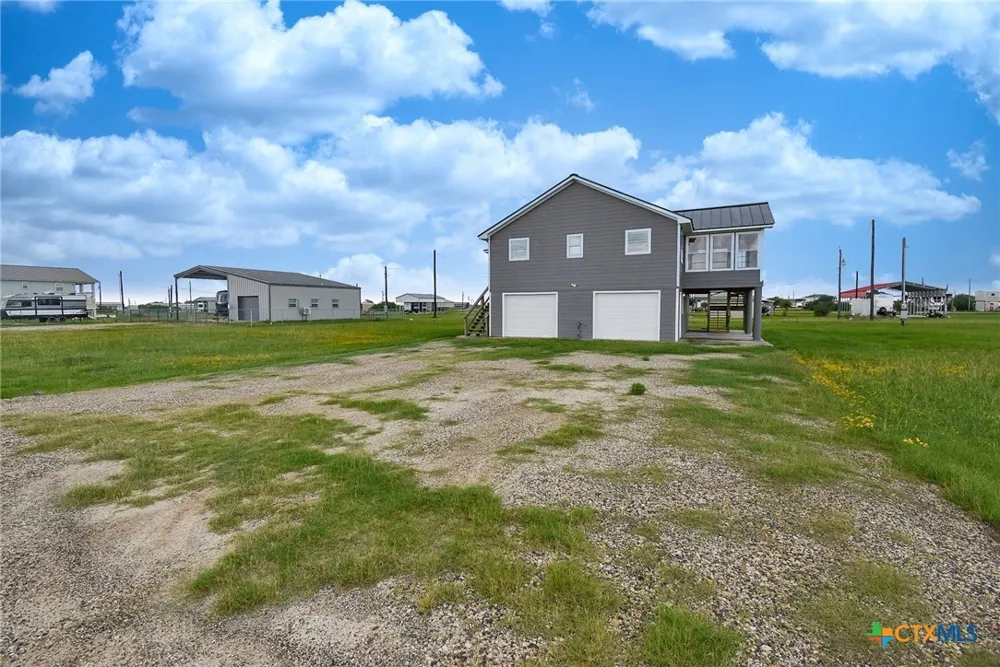 90 Bluefish Lane Palacios, TX 77465
