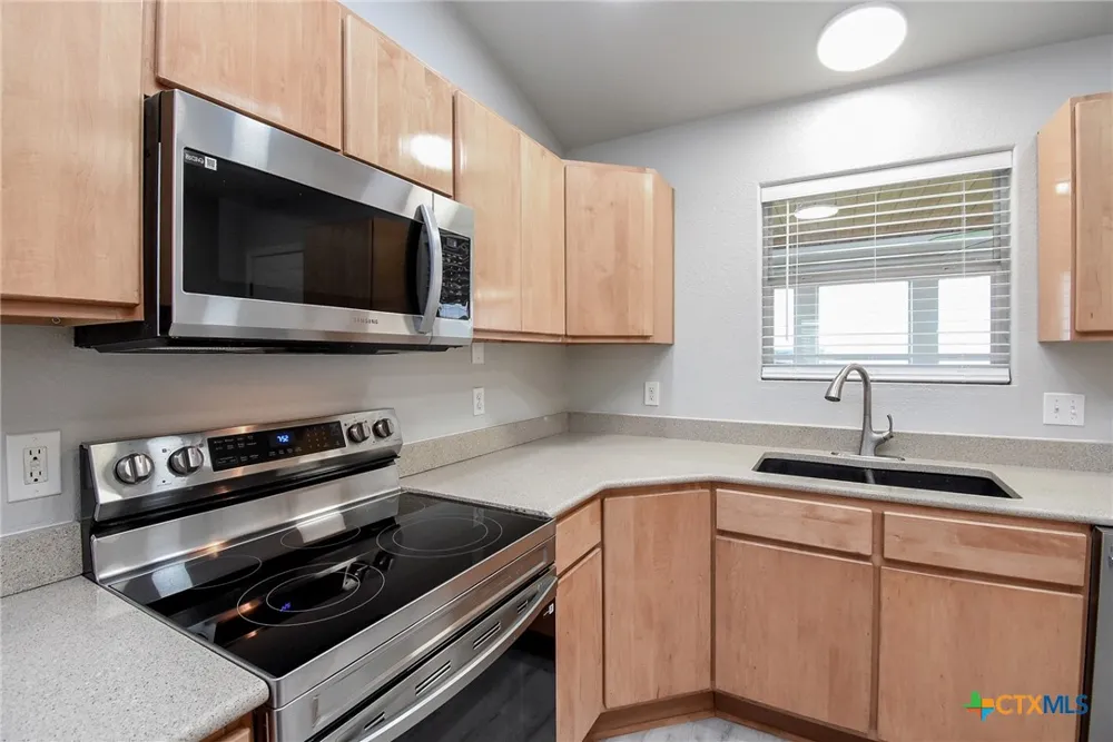 90 Bluefish Lane Palacios, TX 77465