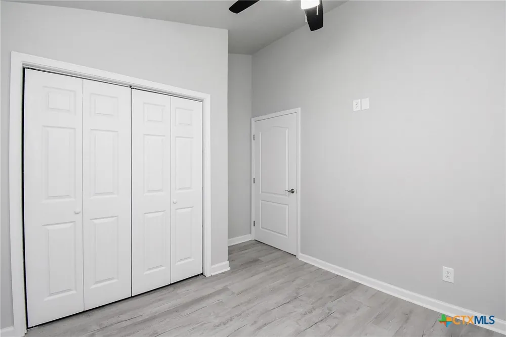 90 Bluefish Lane Palacios, TX 77465