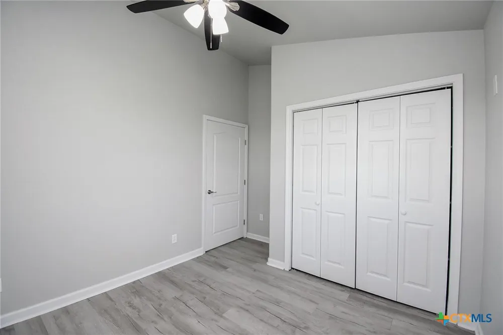 90 Bluefish Lane Palacios, TX 77465