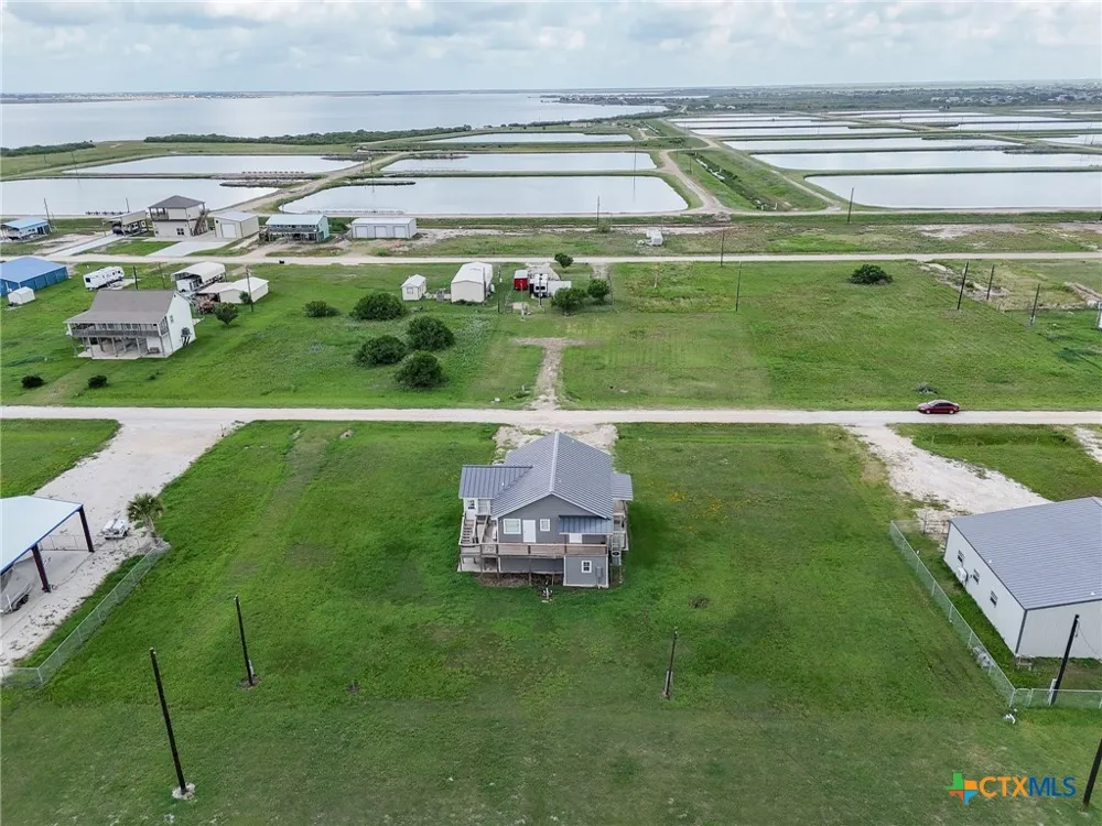 90 Bluefish Lane Palacios, TX 77465