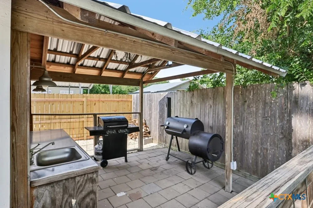 117 Main Street Paige, TX 78659