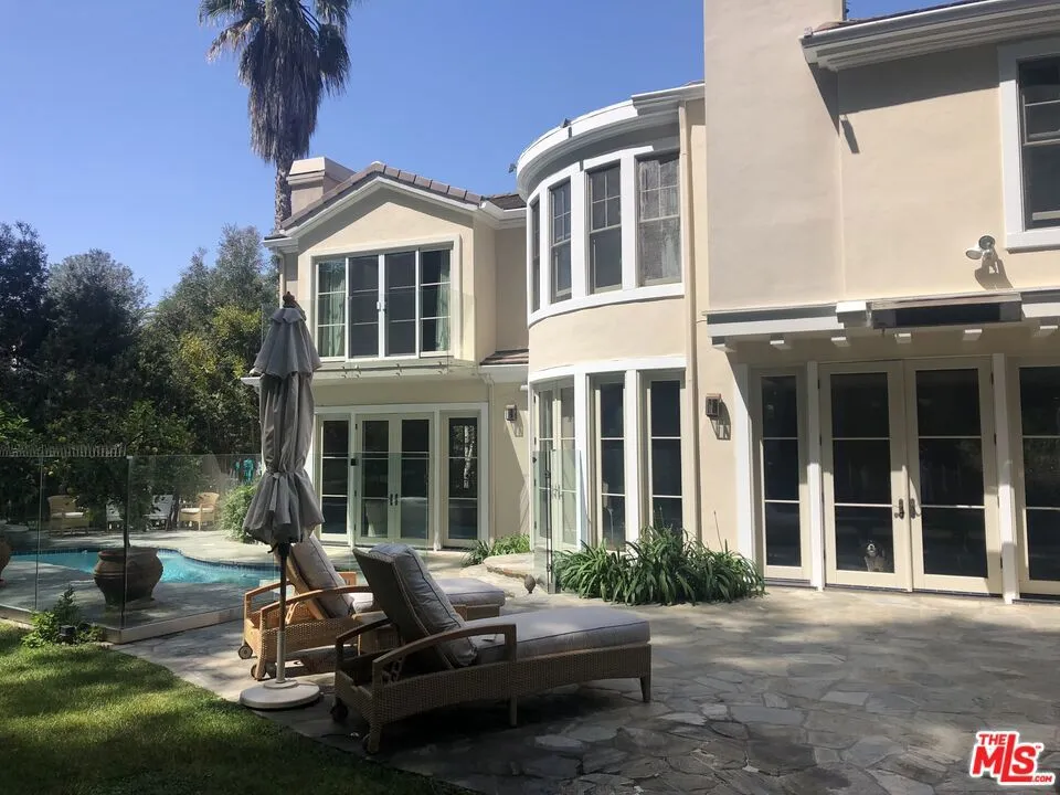 722 Patterson Place Pacific Palisades, CA 90272